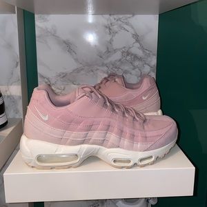 Nike Air Max 95s. Limited Edition** Women’s size 8.5